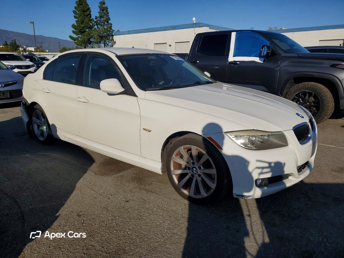 BMW Series 3 2011