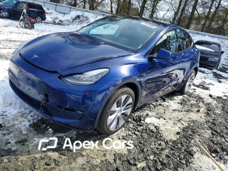 Tesla Model Y 2023 - Image 1 of 14