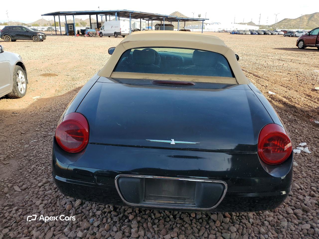 Ford Thunderbird 2004