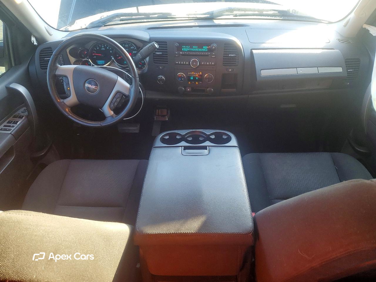 GMC Sierra 2010