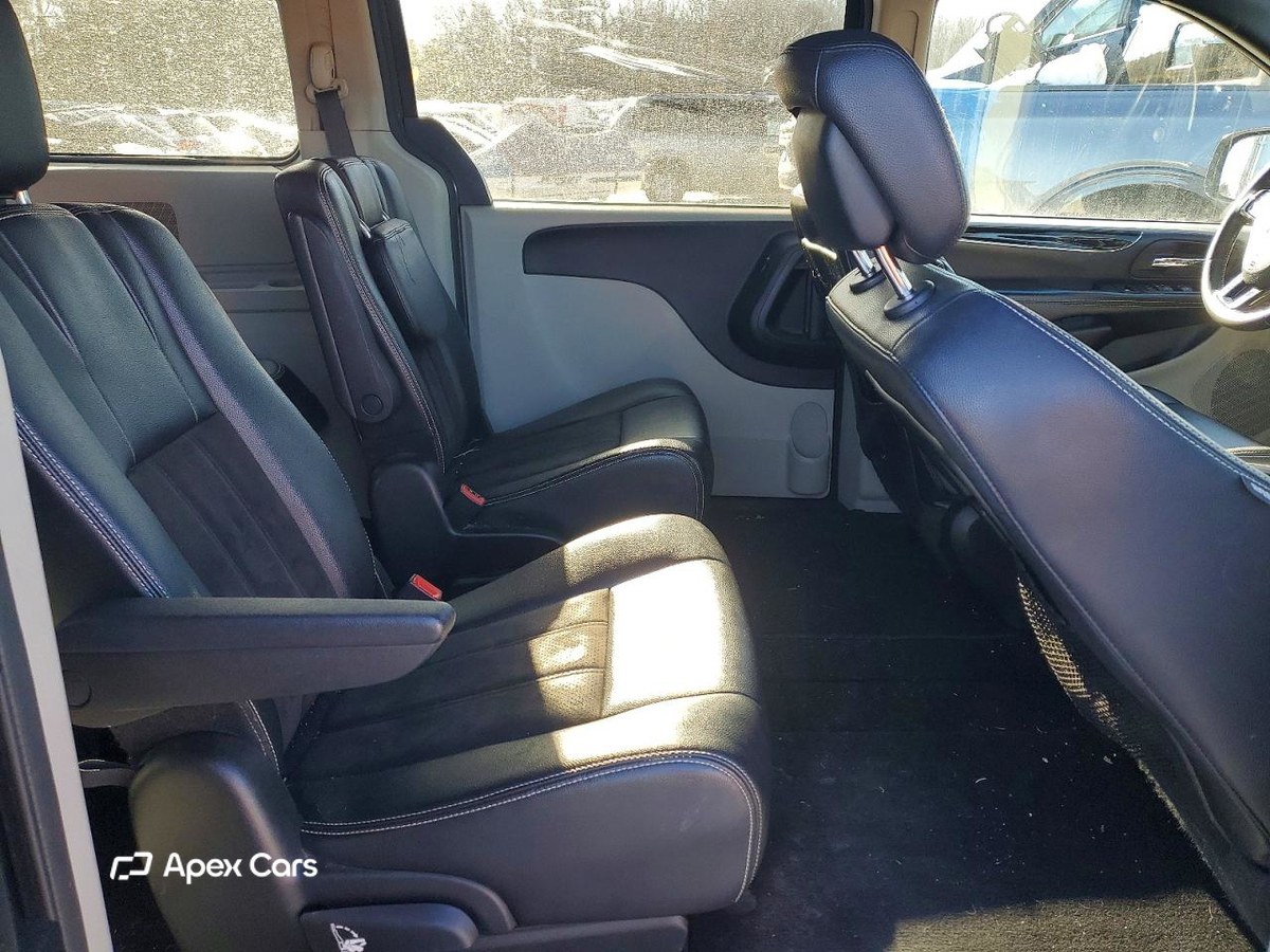 Dodge Caravan 2019