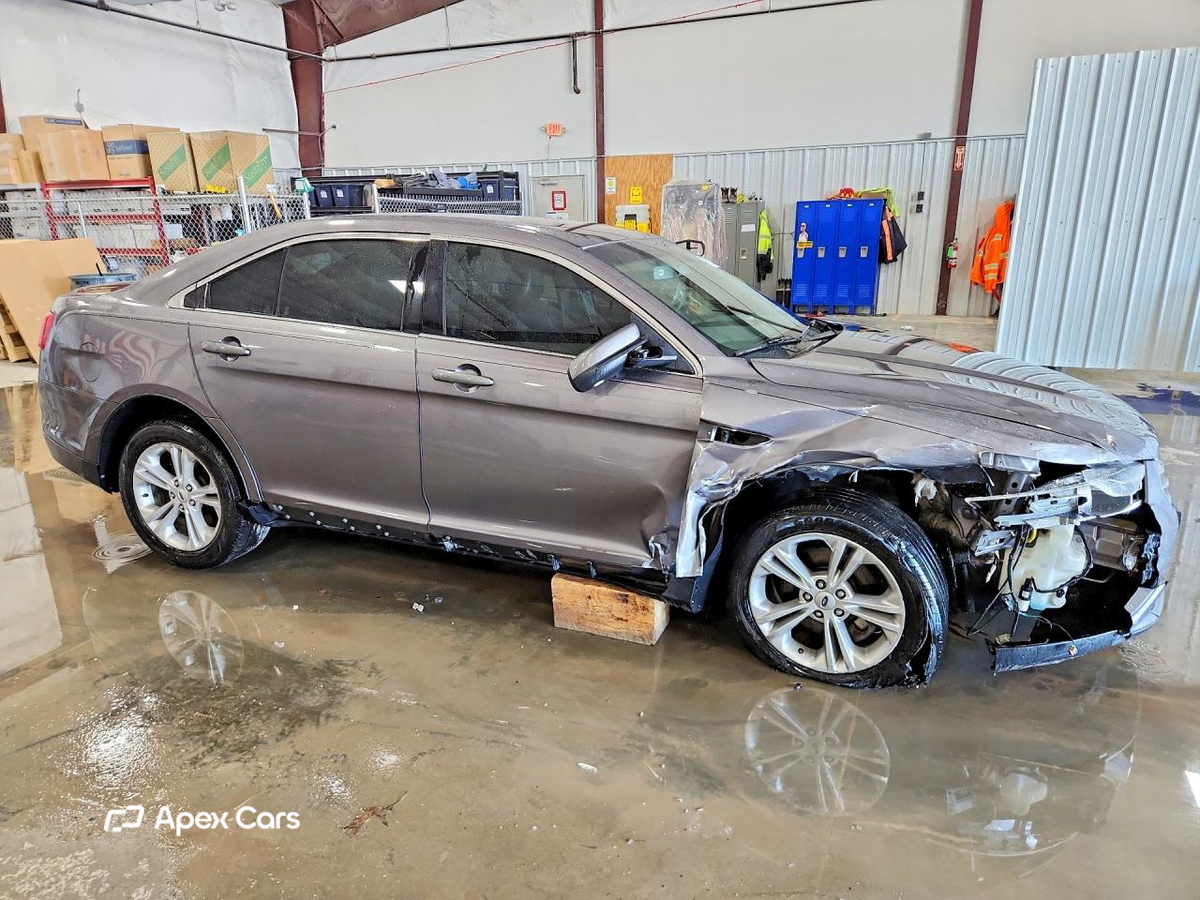 Ford Taurus 2013