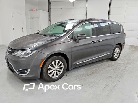 Chrysler Pacifica 2018 - Image 1 of 14