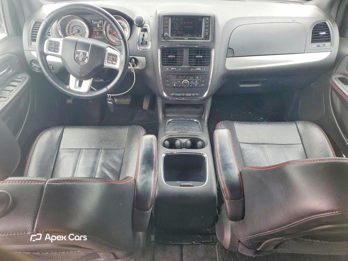 Dodge Caravan 2015