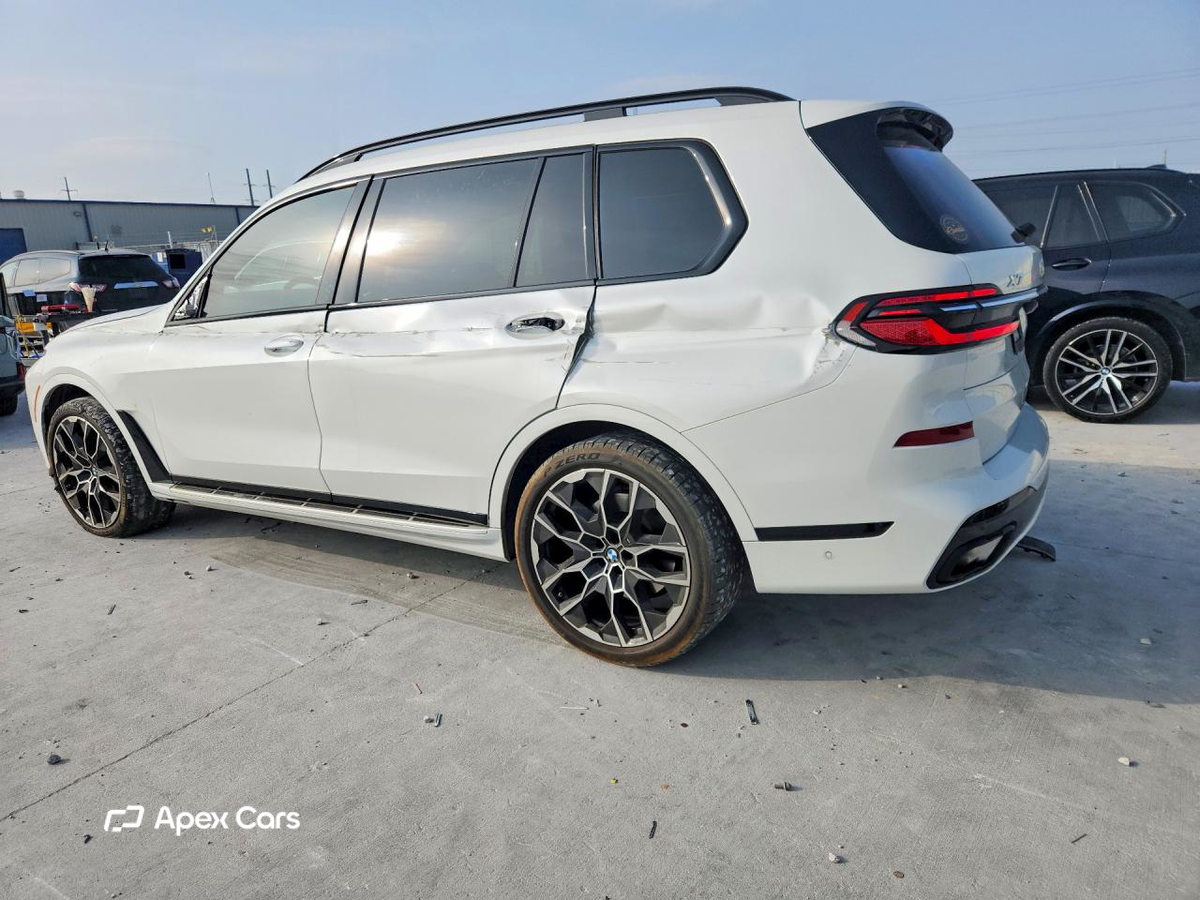 BMW X7 2023