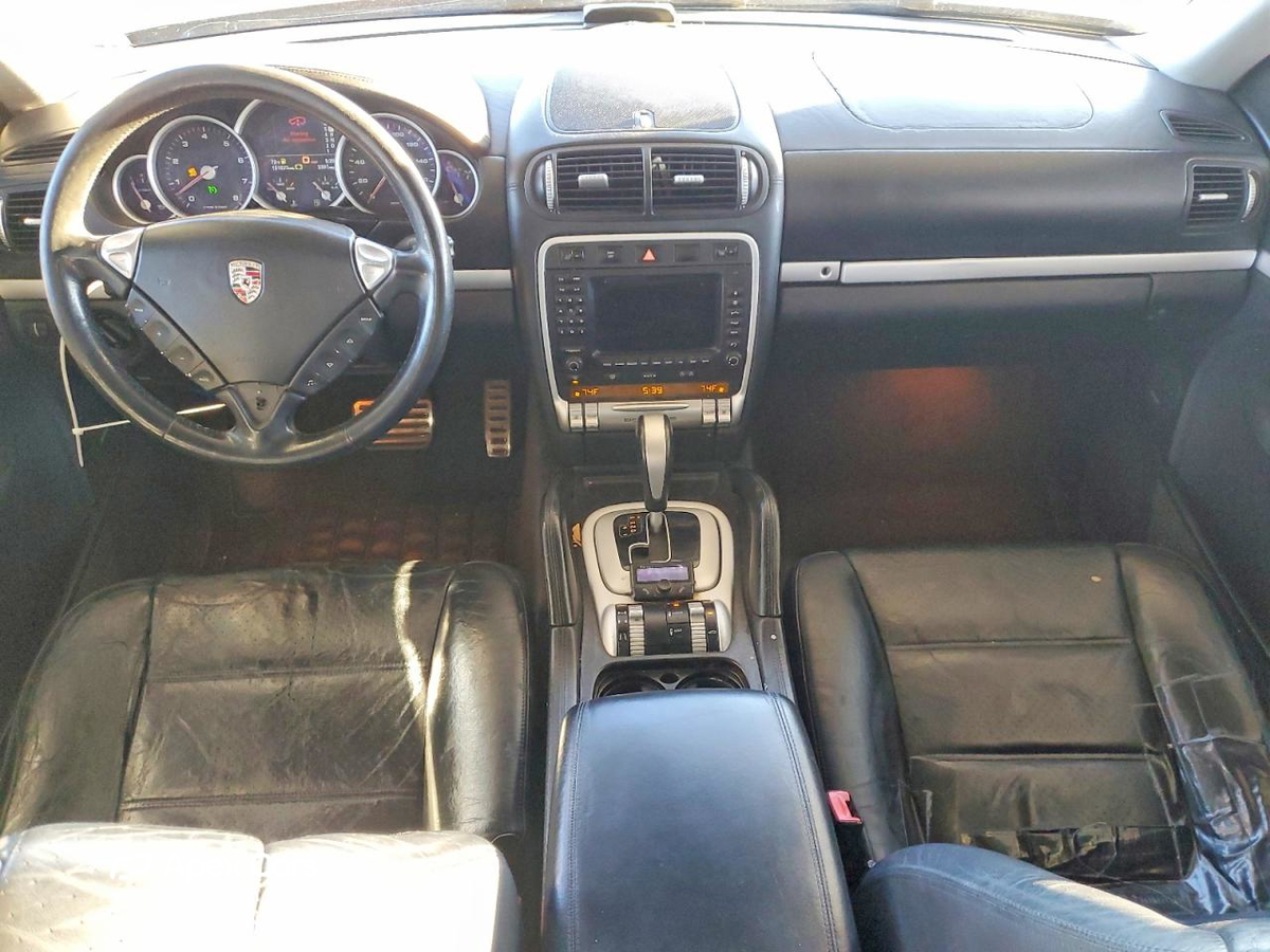 Porsche Cayenne 2004
