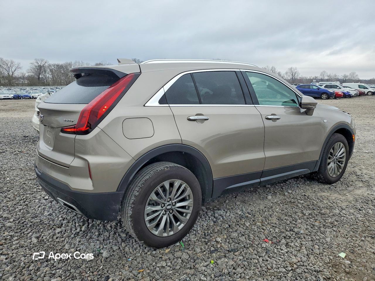 Cadillac XT4 2025