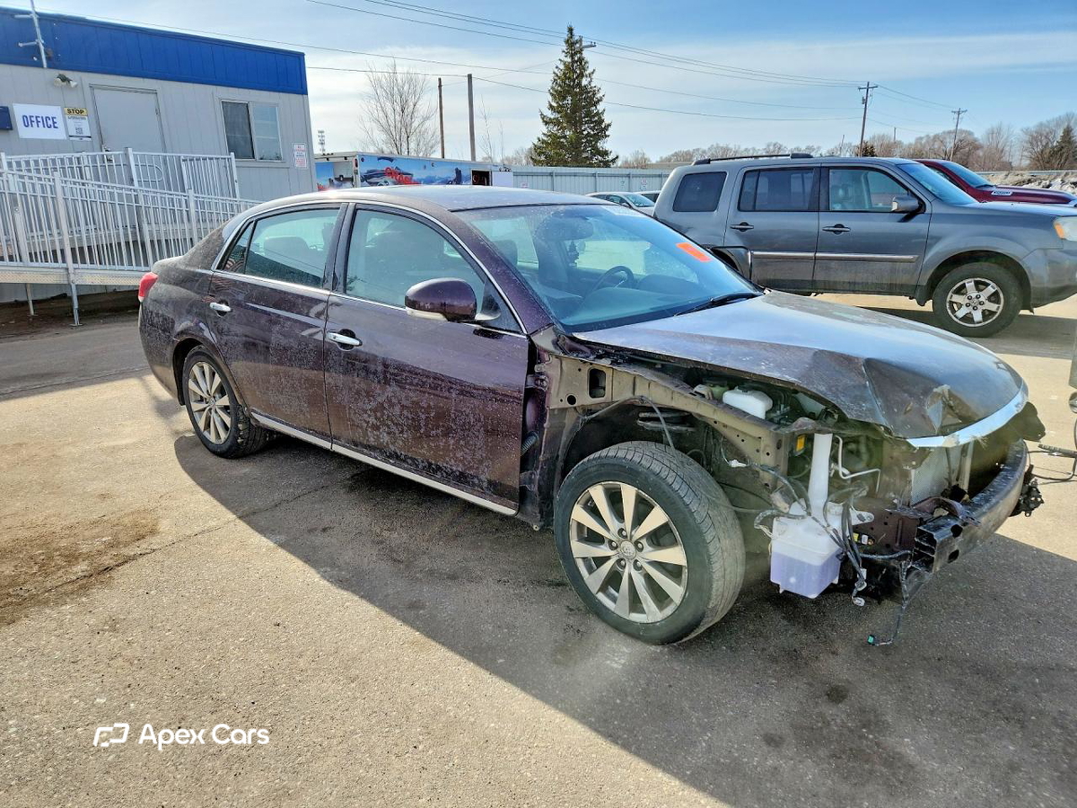 Toyota Avalon 2011