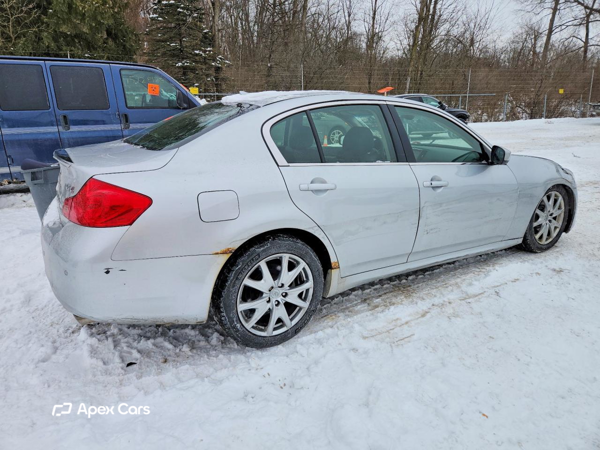 Infiniti G 2013