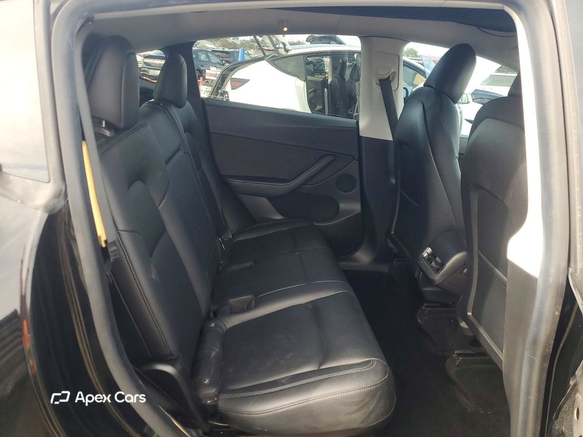 Tesla Model Y 2020