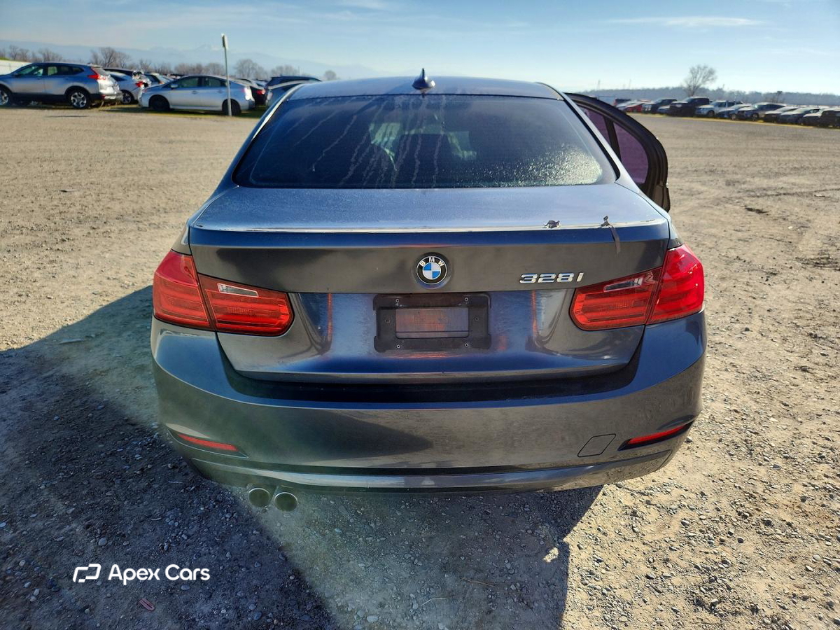 BMW Series 3 2015