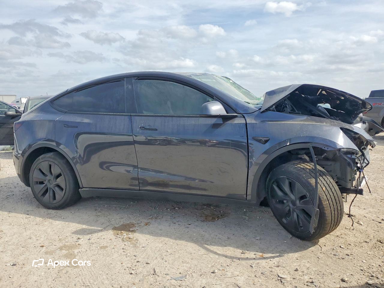 Tesla Model Y 2024