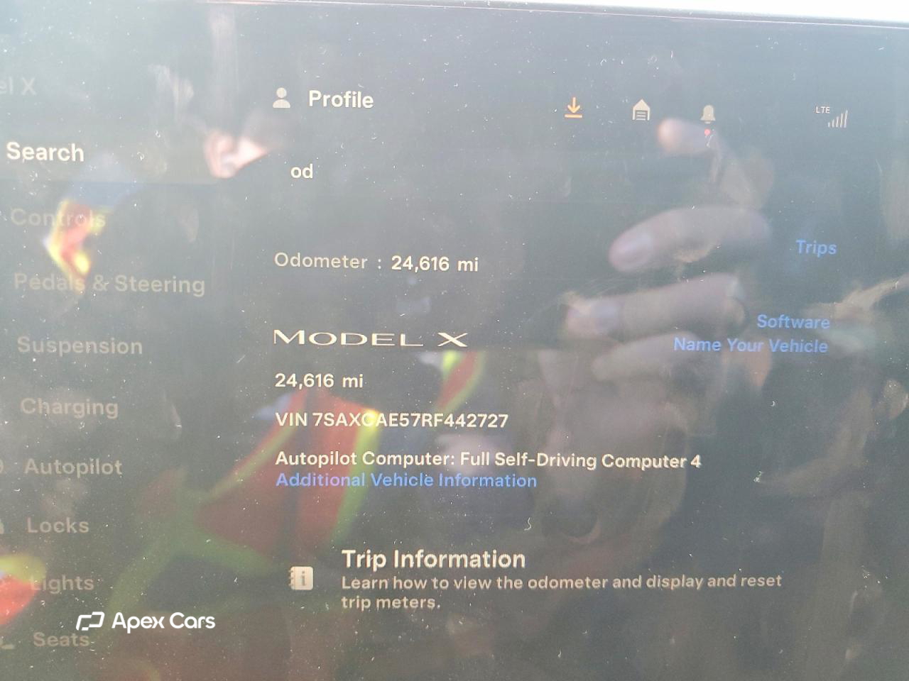 Tesla Model X 2024