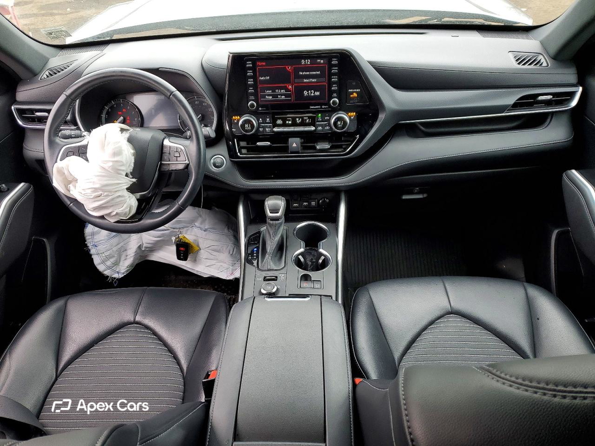 Toyota Highlander 2021