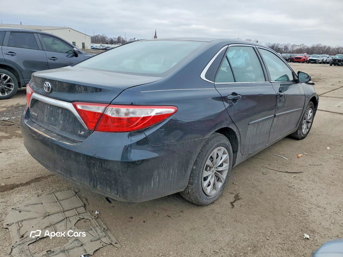 Toyota Camry 2016