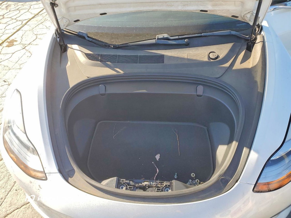 Tesla Model 3 2018