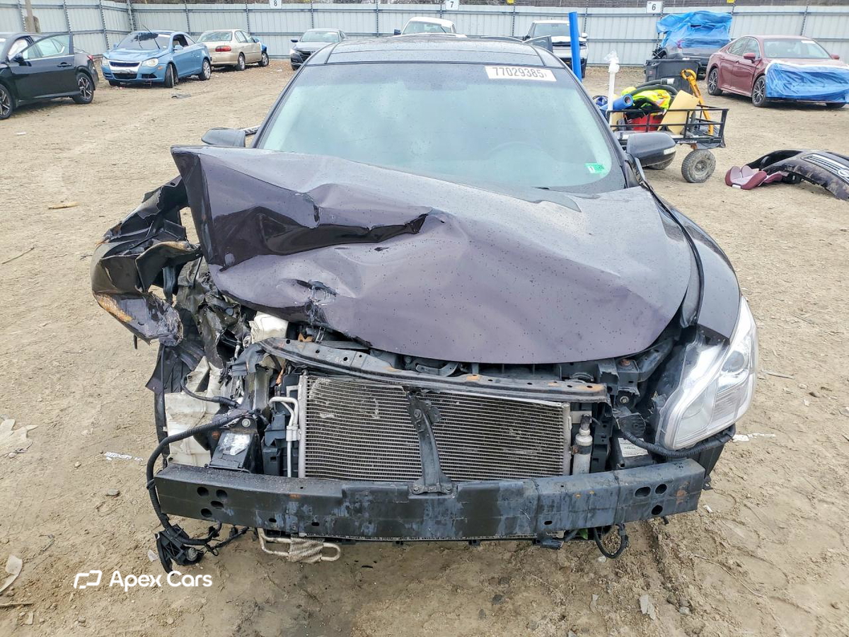 Nissan Maxima 2014