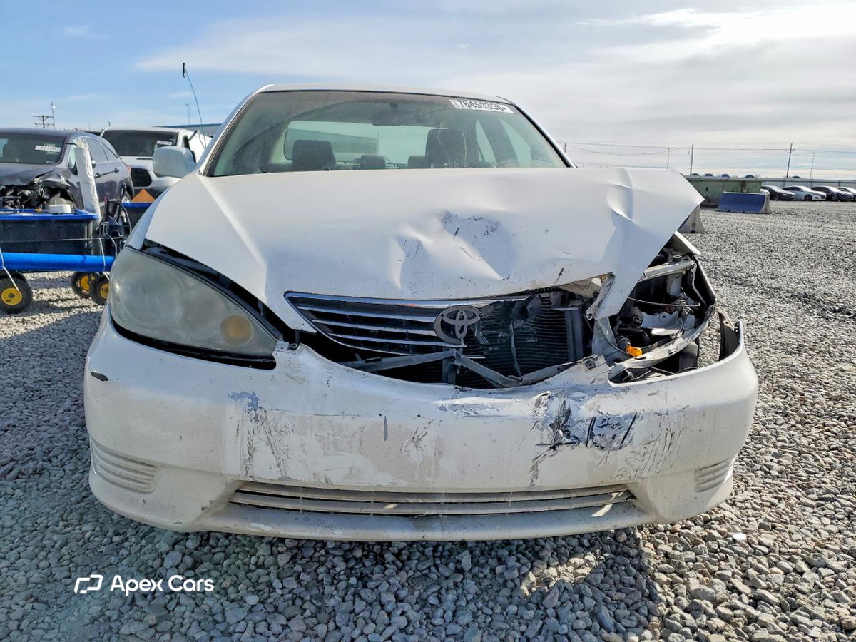 Toyota Camry 2005