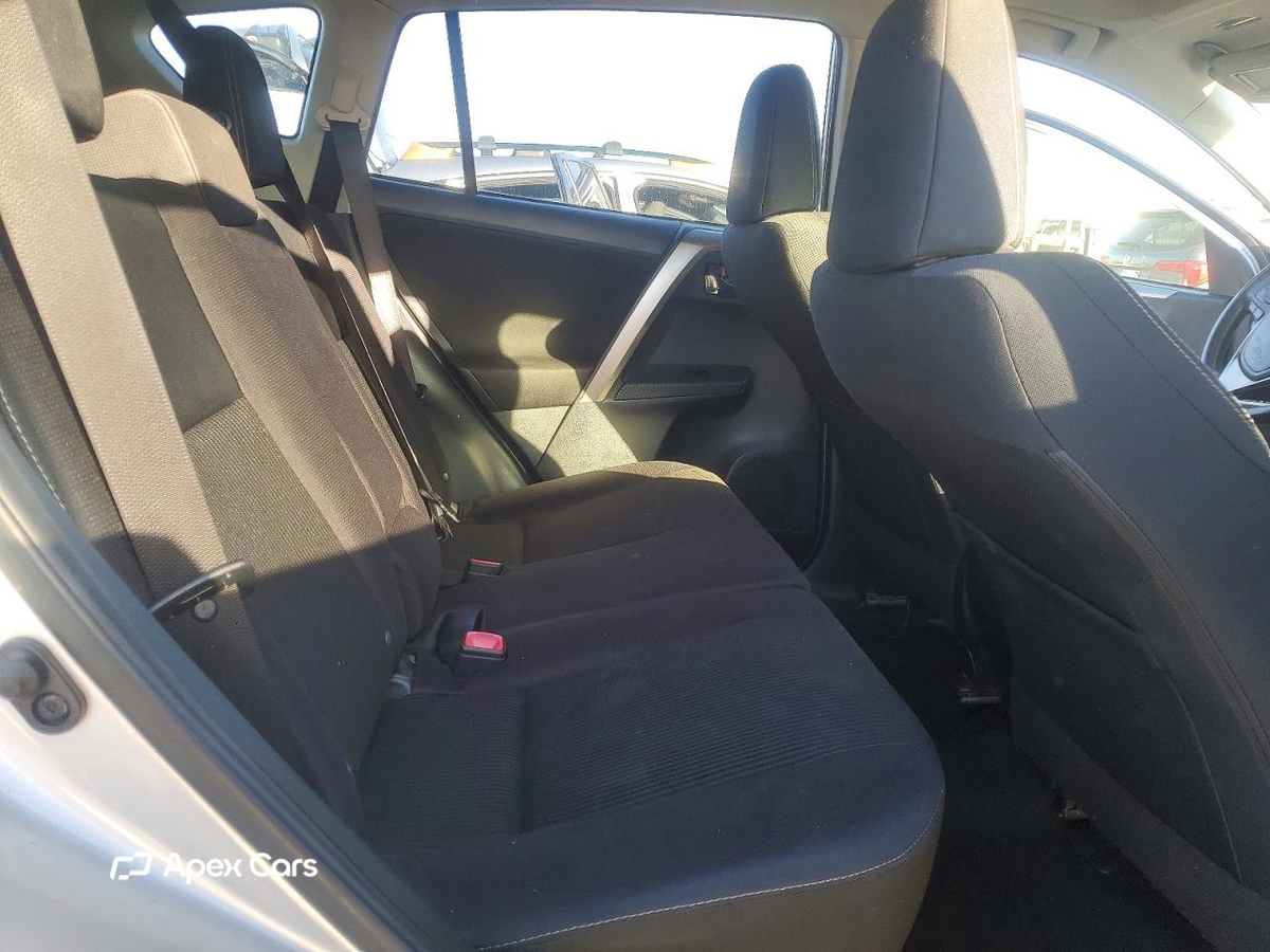 Toyota RAV 4 2015