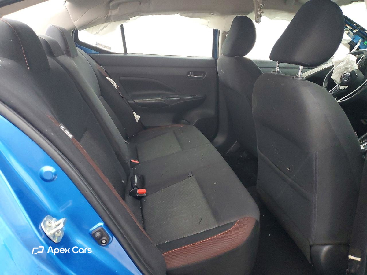 Nissan Versa 2020