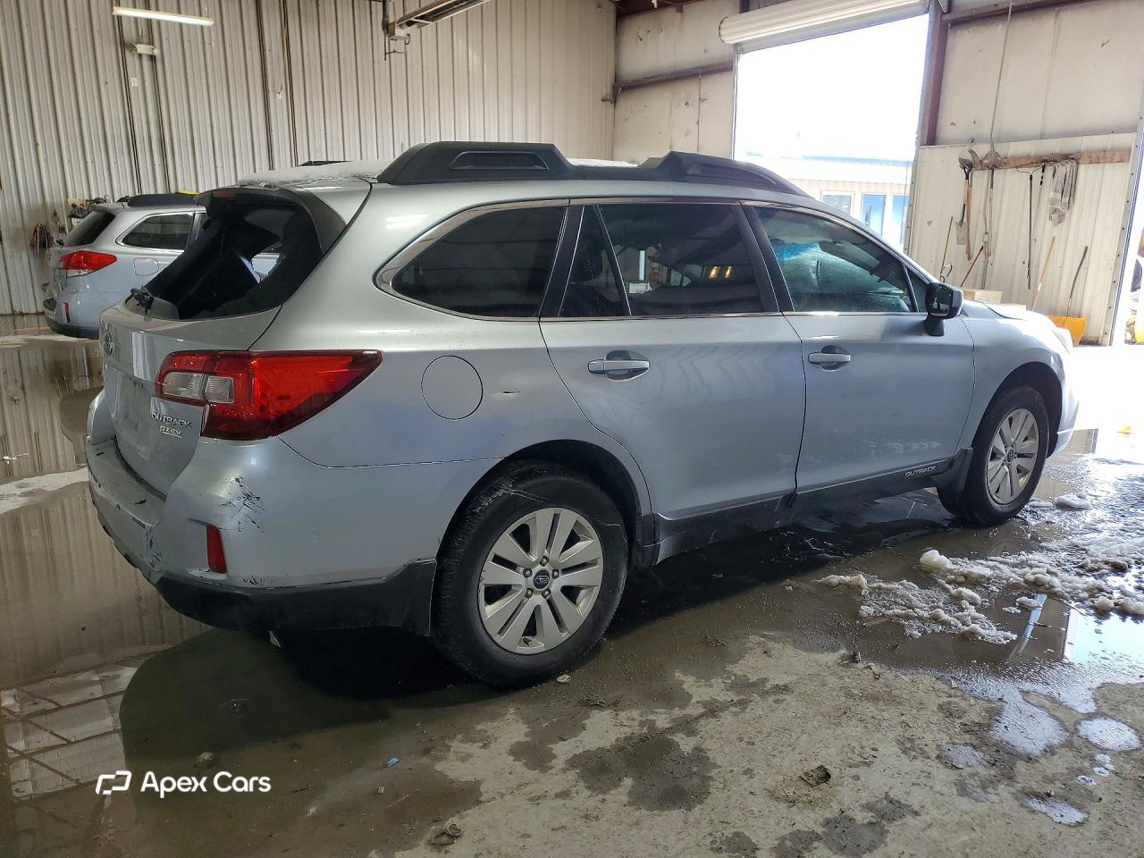 Subaru Outback 2015