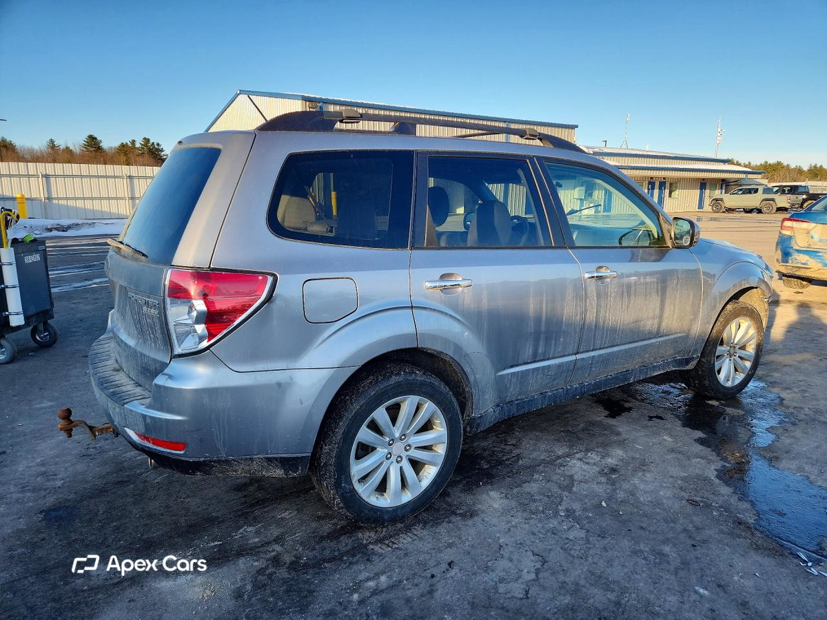 Subaru Forester 2011