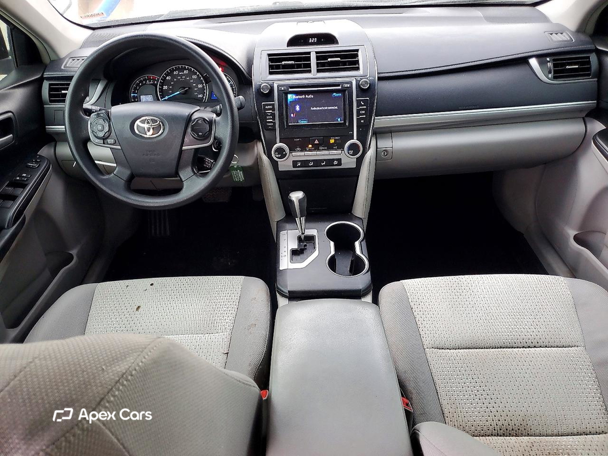 Toyota Camry 2012