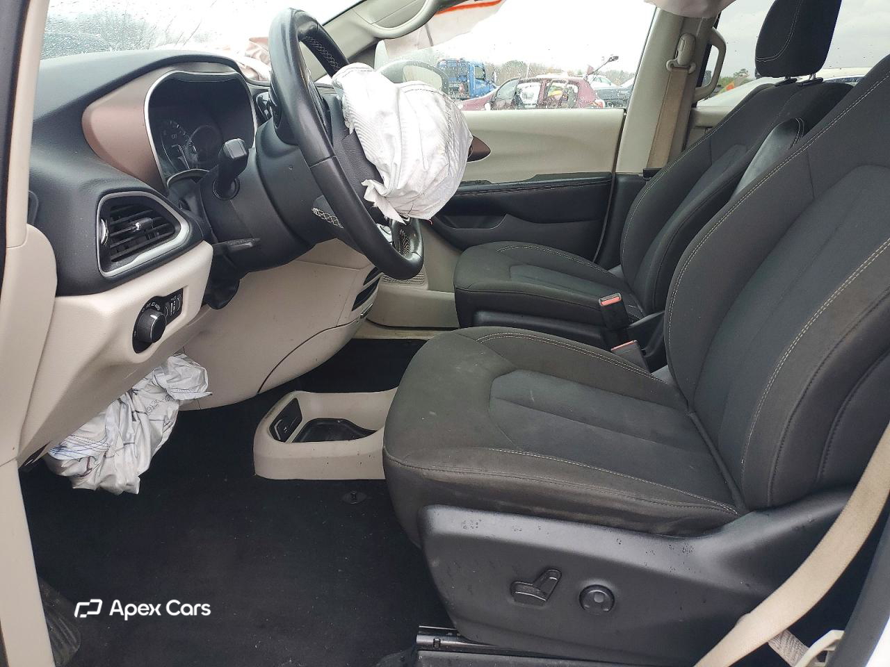 Chrysler Voyager 2022