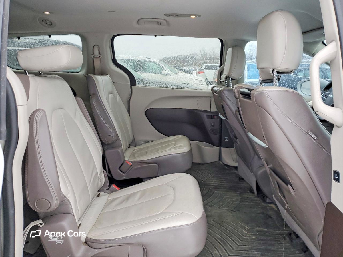 Chrysler Pacifica 2017