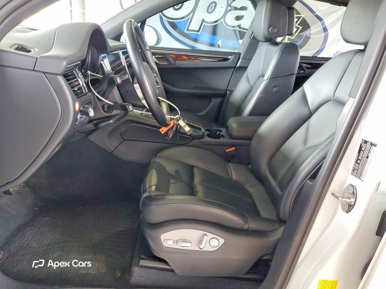 Porsche Macan 2021