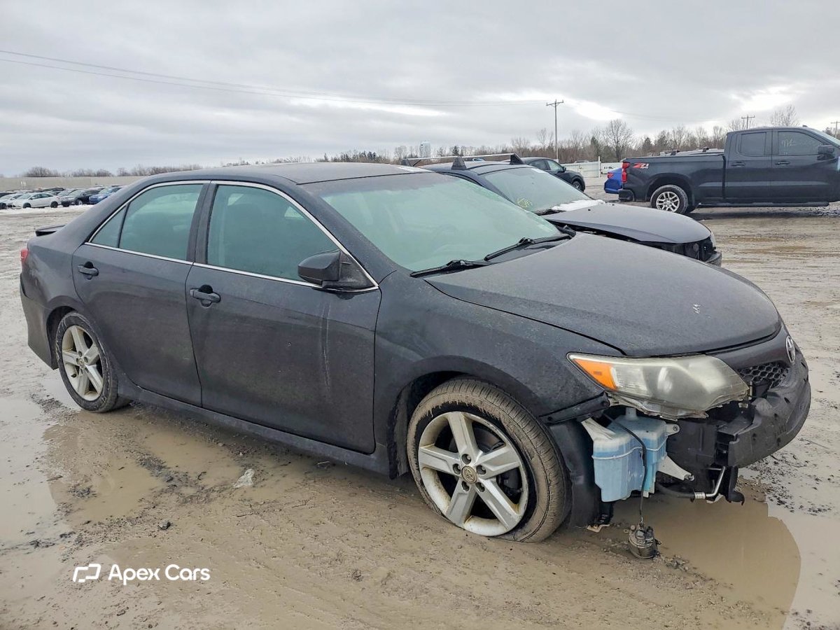 Toyota Camry 2012