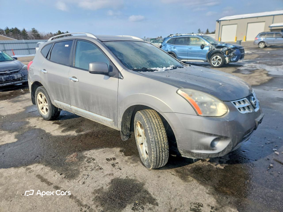 Nissan Rogue 2011