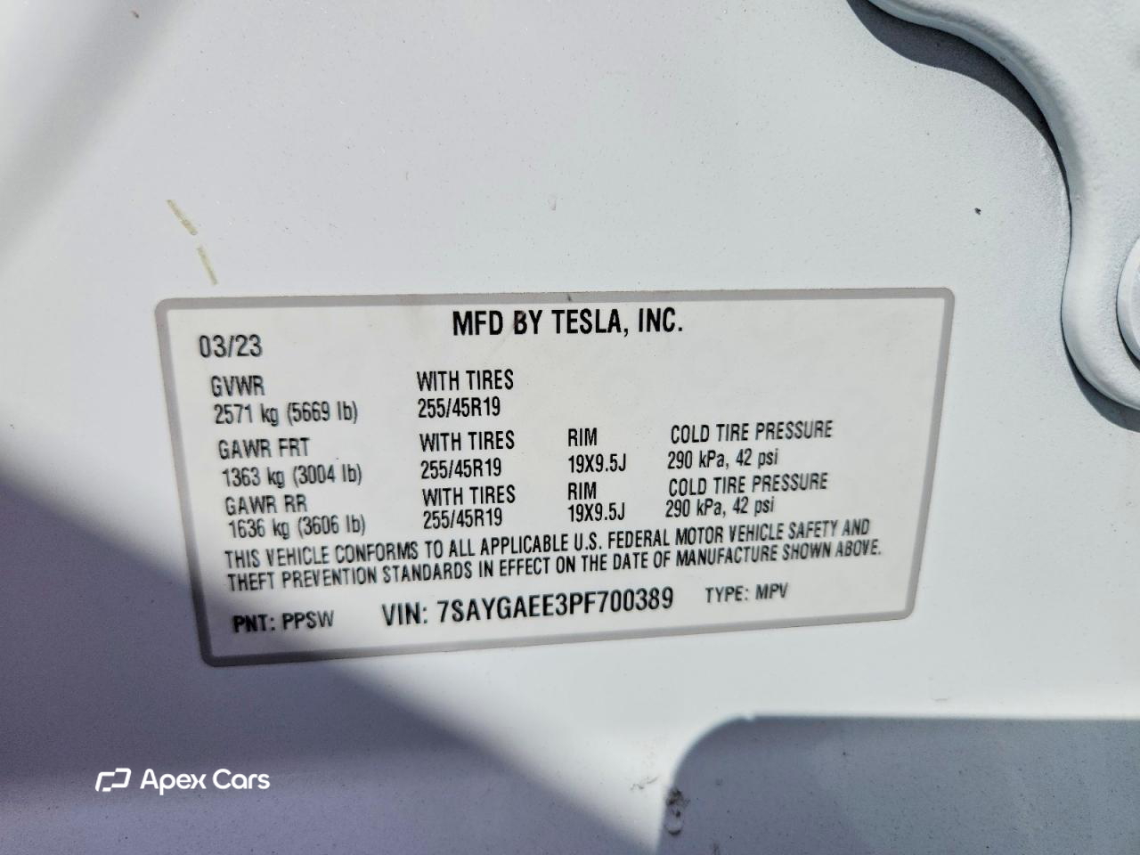 Tesla Model Y 2023