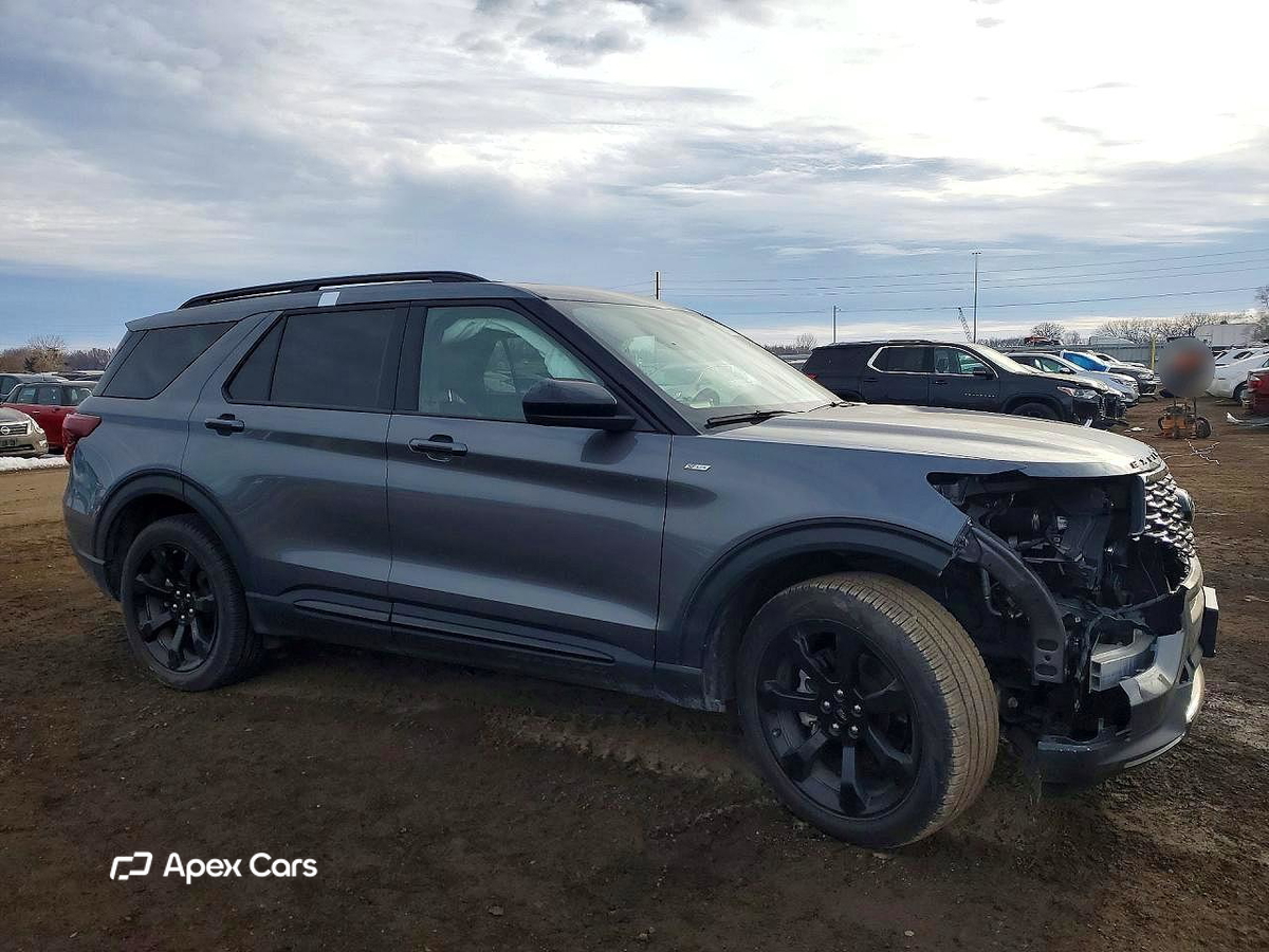 Ford Explorer 2022