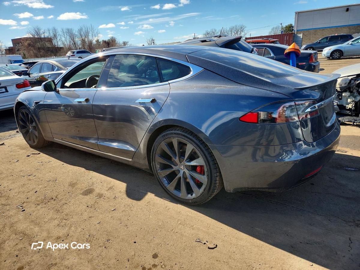 Tesla Model S 2019