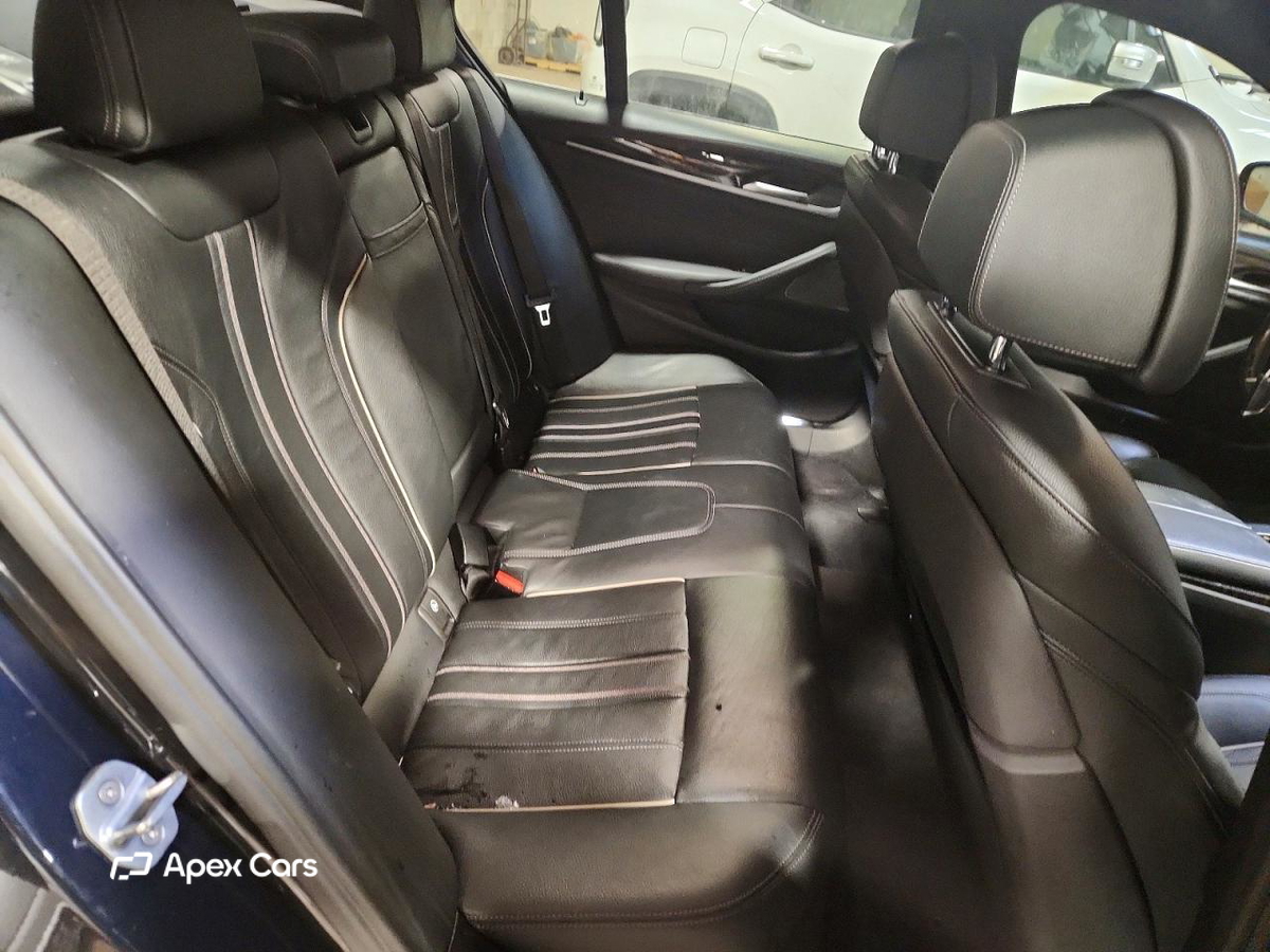 BMW Series 5 2019