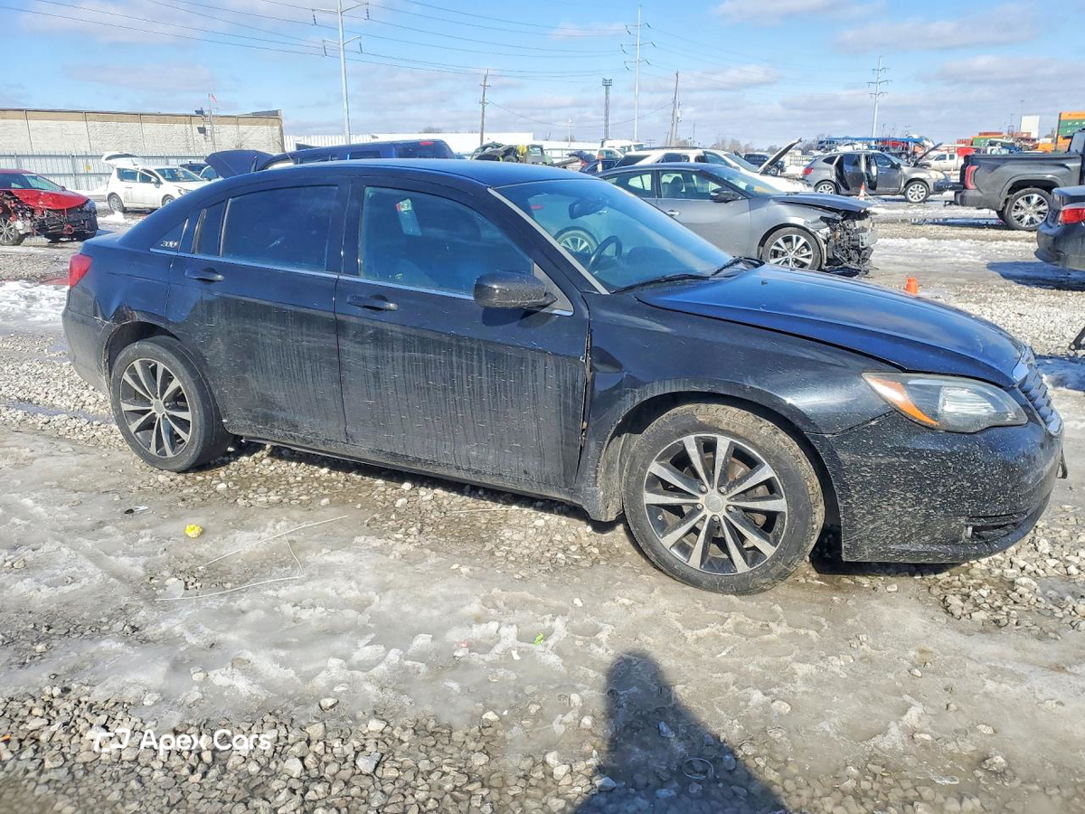 Chrysler 200 2011