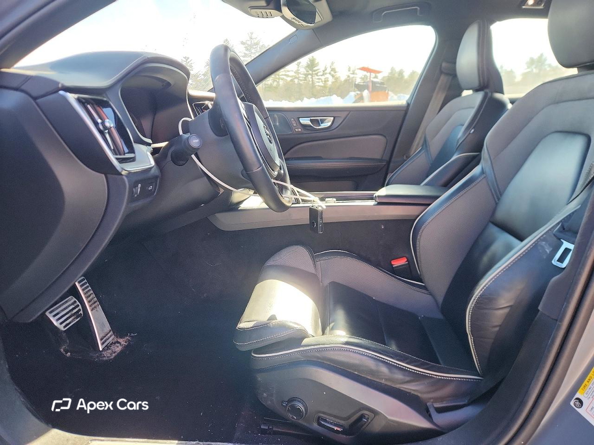 Volvo S60 2022