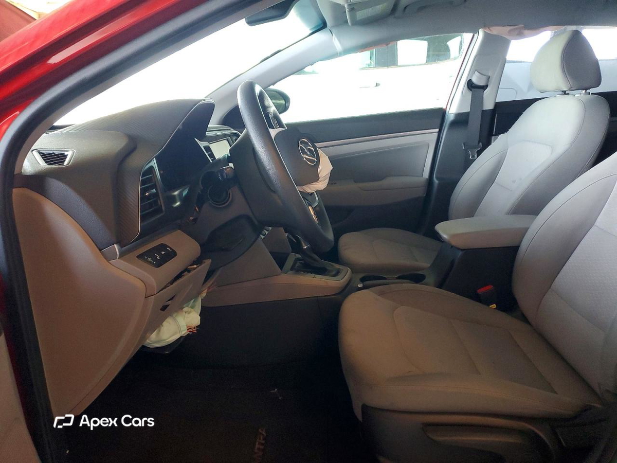 Hyundai Elantra 2020