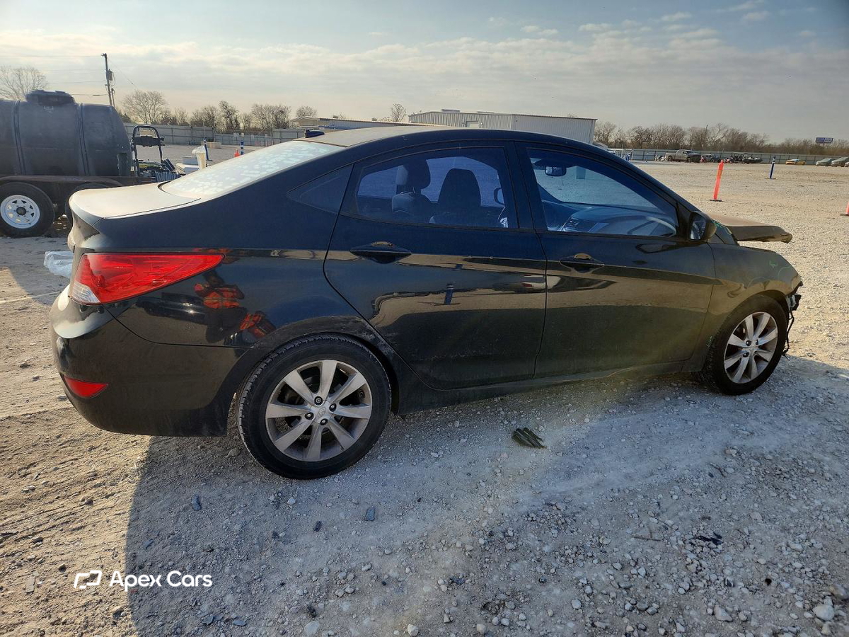 Hyundai Accent 2013