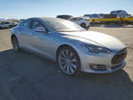 Tesla Model S 2014