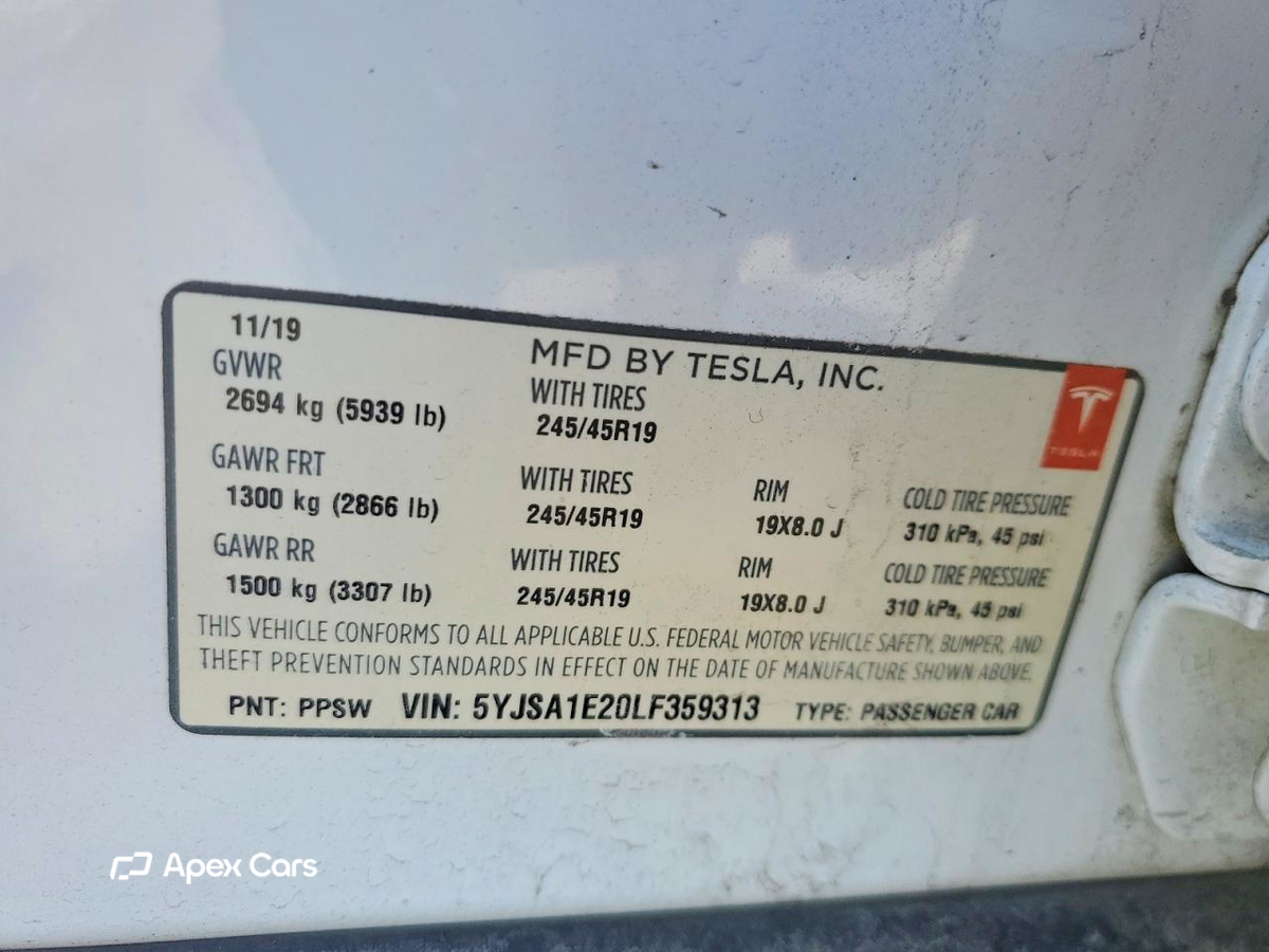 Tesla Model S 2020