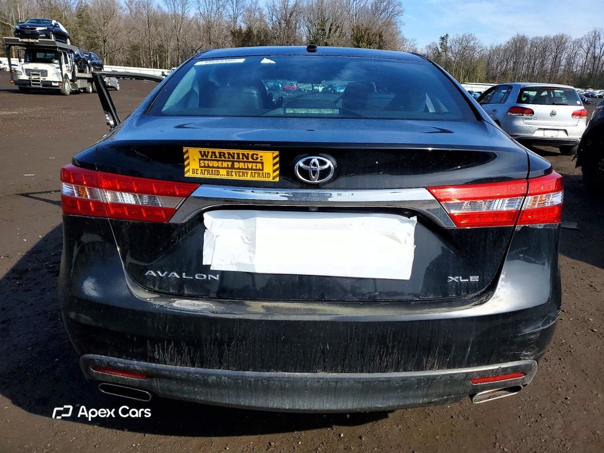 Toyota Avalon 2015