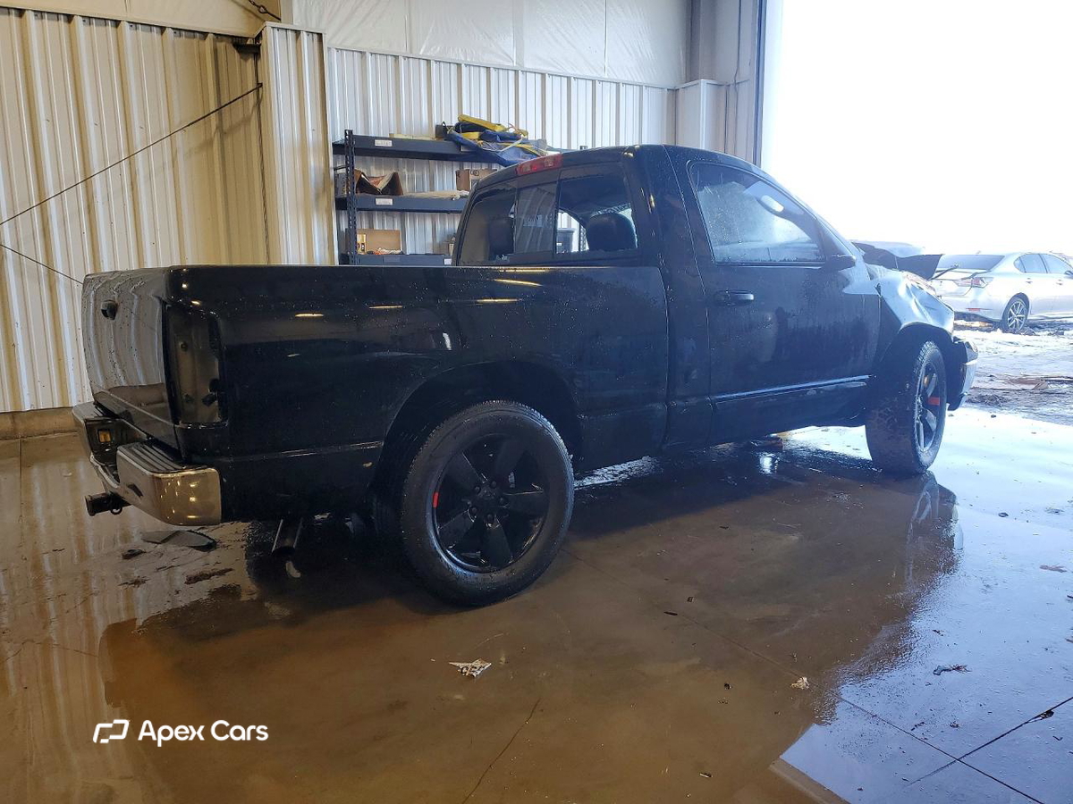 Dodge RAM 2005