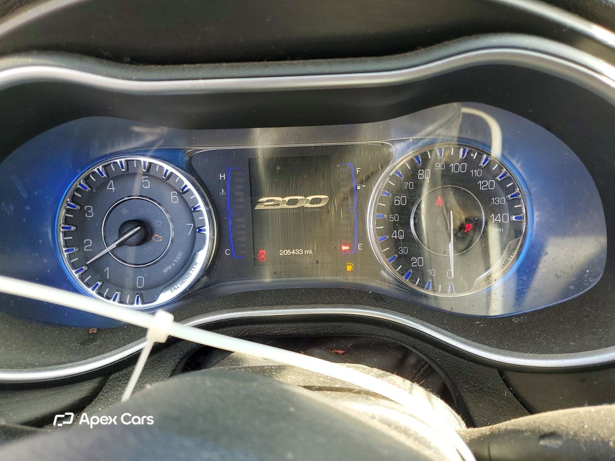 Chrysler 200 2015