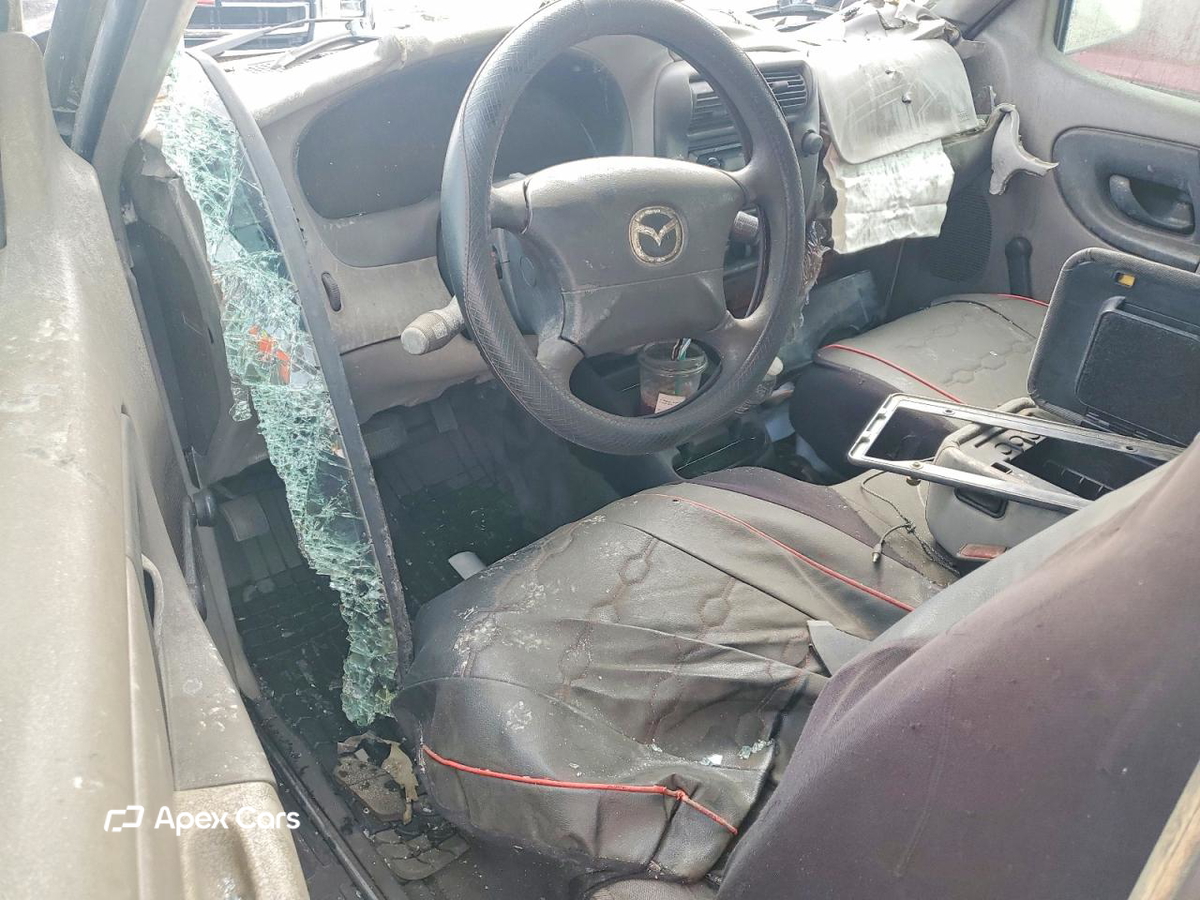 Mazda  2001
