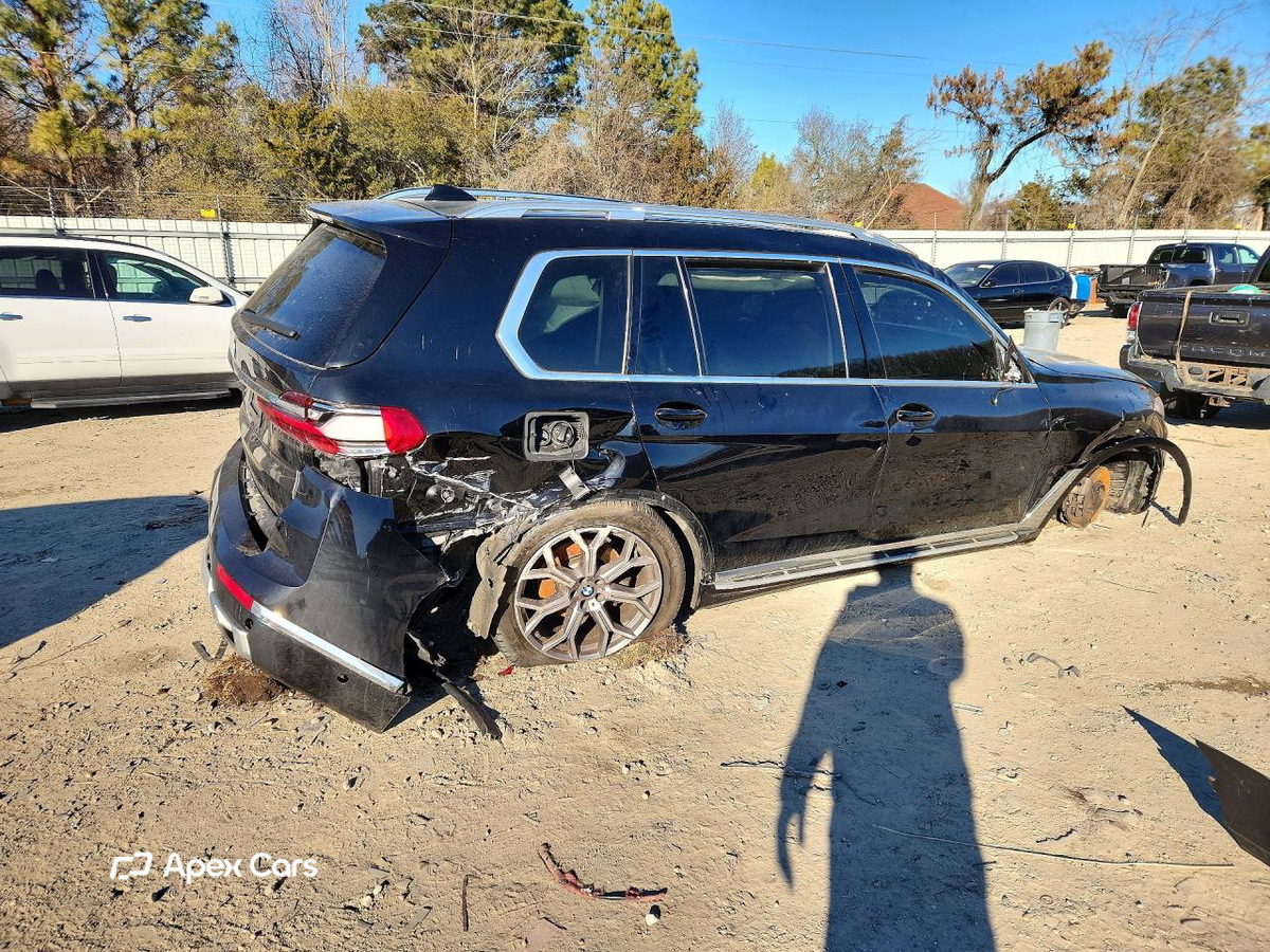 BMW X7 2021