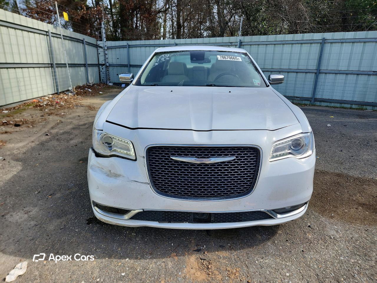Chrysler 300 2016