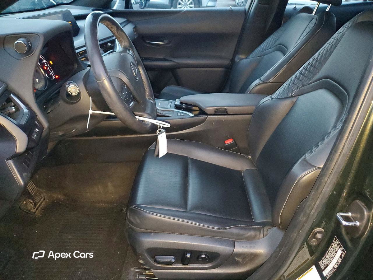 Lexus UX 2020