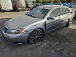 Chrysler 200 2013